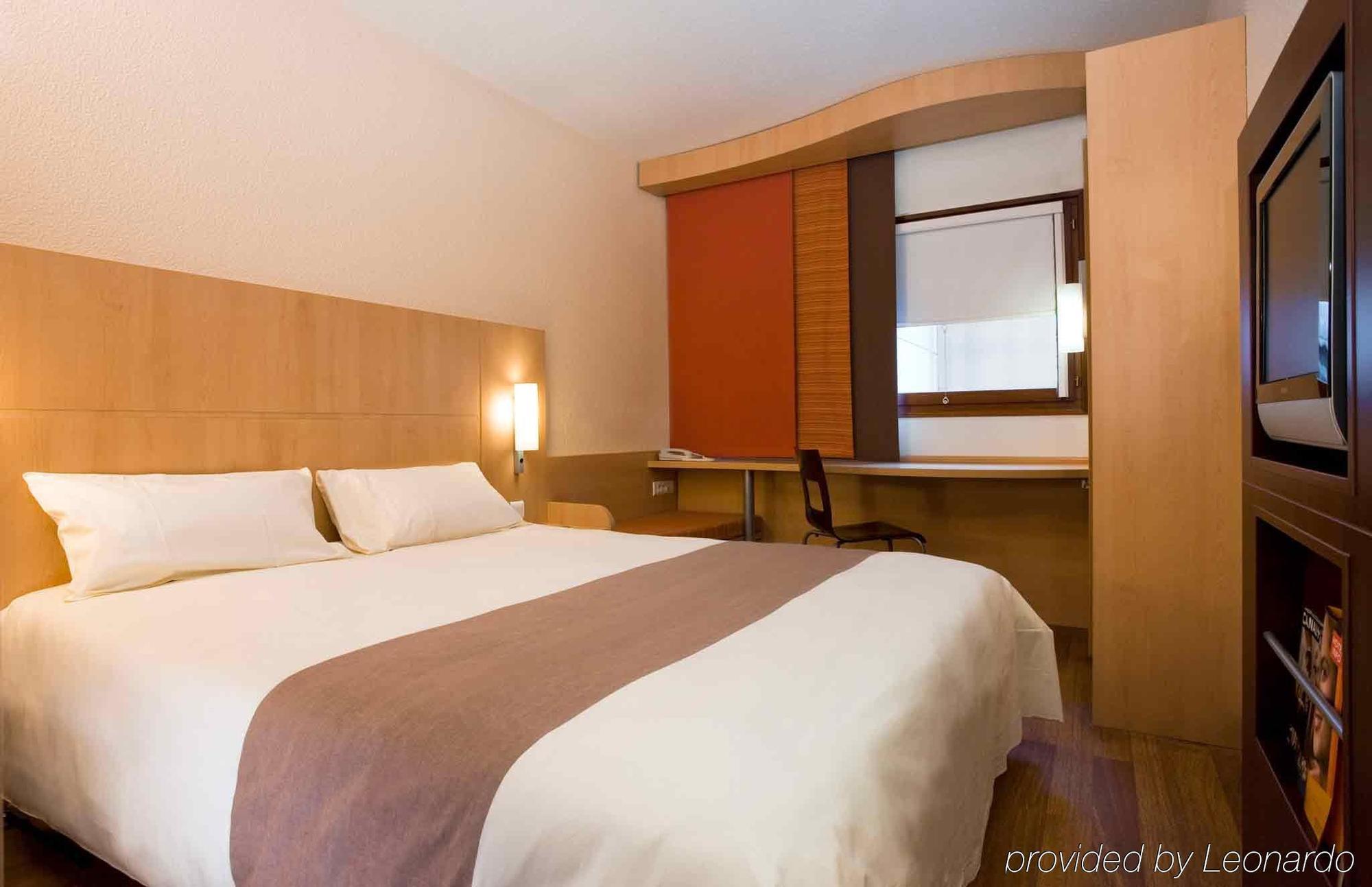 Hotel Ibis Mulhouse Centre Filature Zewnętrze zdjęcie