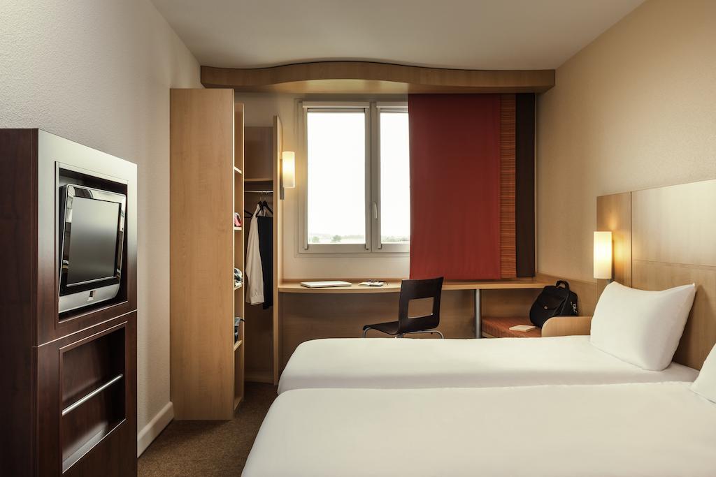 Hotel Ibis Mulhouse Centre Filature Zewnętrze zdjęcie