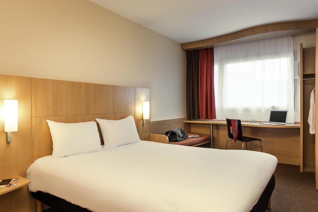 Hotel Ibis Mulhouse Centre Filature Zewnętrze zdjęcie
